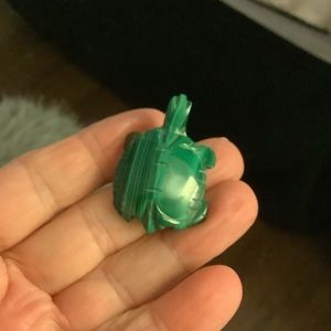 Malachite stone carved turtle. 1”